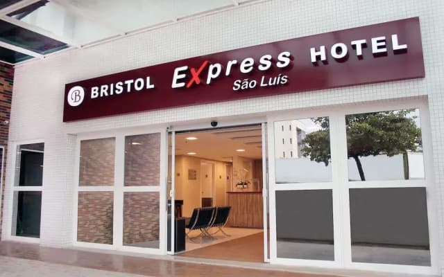 Profissionalle Hotel São Luís