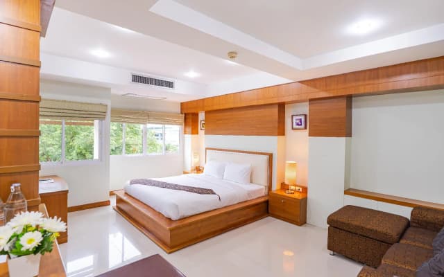 Sirin Hotel & Resident (SHA Extra Plus)