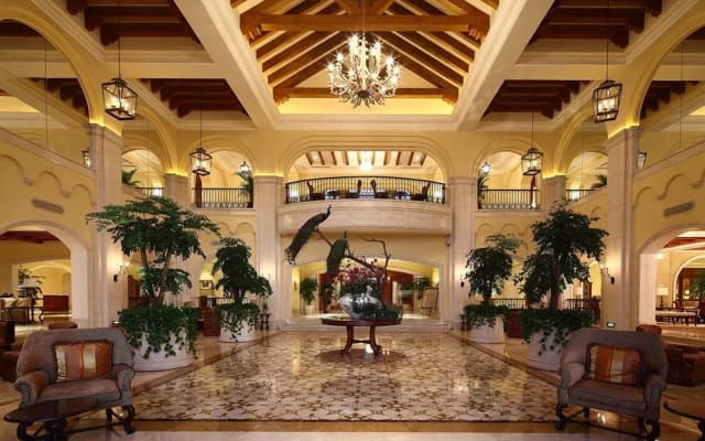 MayLand Resort