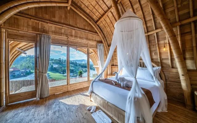 Курортный отель The Dewi Eco Bamboo Villa
