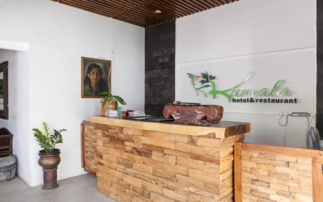 RedDoorz Plus near Mall Roxy Banyuwangi