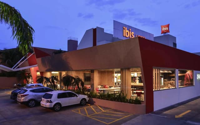 ibis Campo Grande