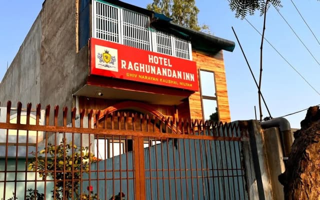 Hotel Raghunandan Inn