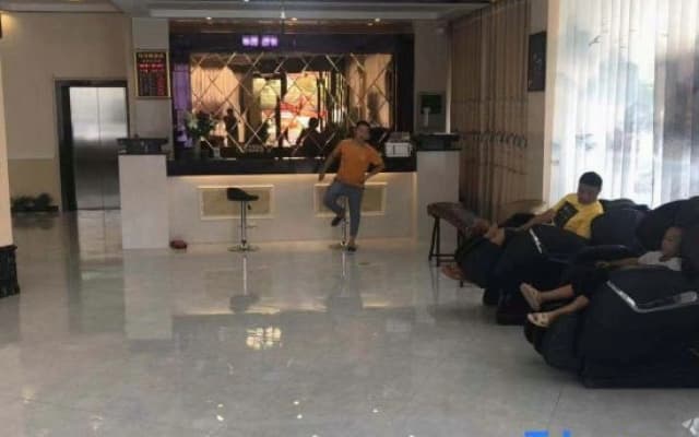 Red-crowned Crane Hotel, Liyang