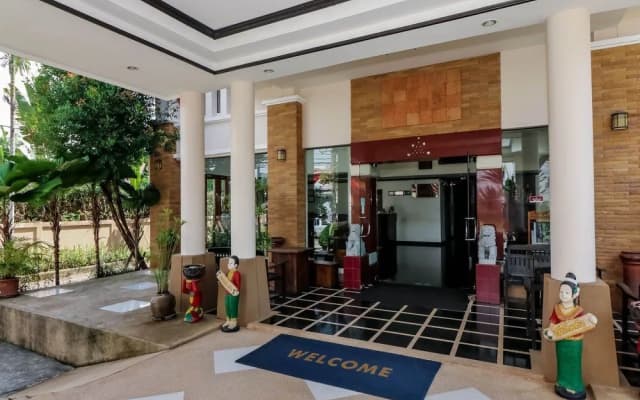 NIDA Rooms Plaza Rop Wiang 19 Home