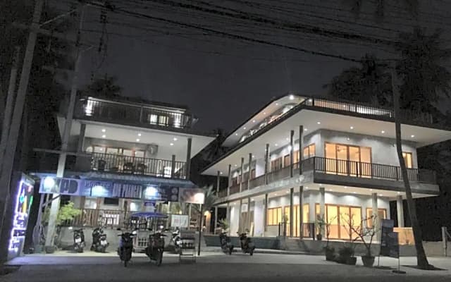 Le Grand bleu Hotel