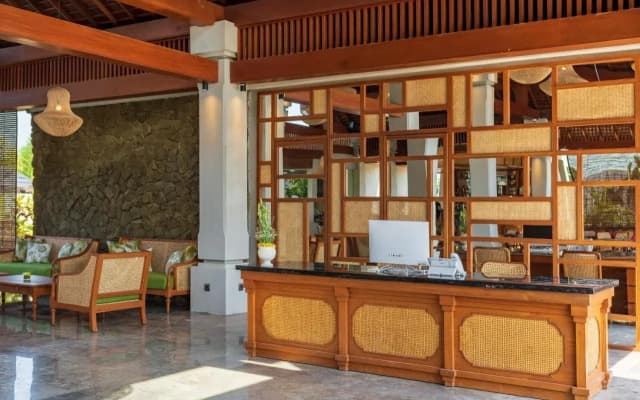 Unagi Wooden Villa by Emana