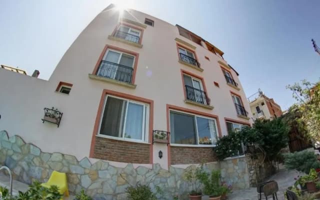Nazar Hotel