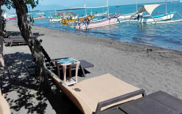 Starlight Hotel Lovina