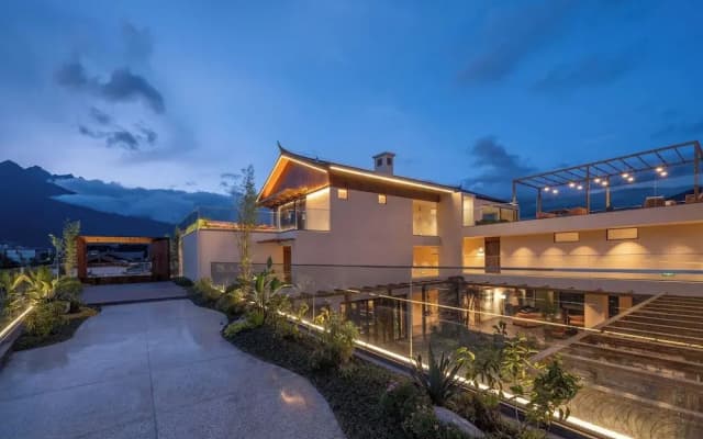 Qingshanyue Panorama Design Resort