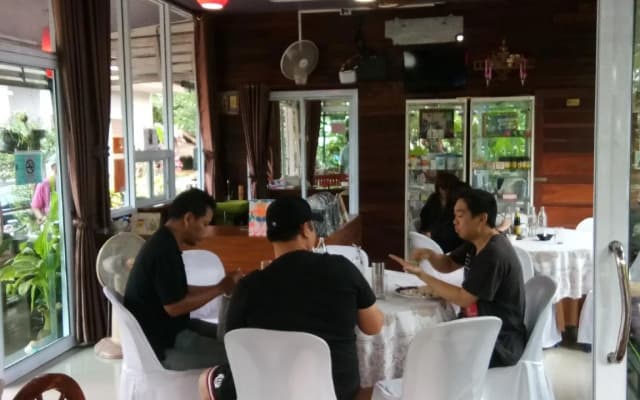 M Grand Hotel