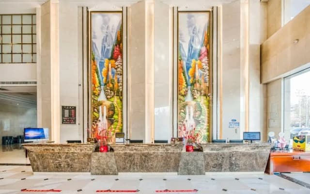 Ming Hua Hotel