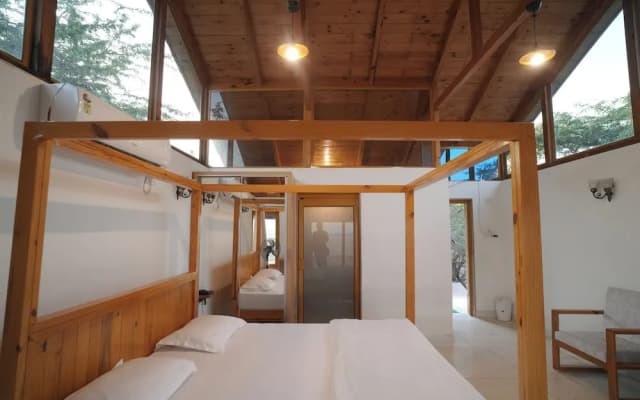Palace Beach Camp