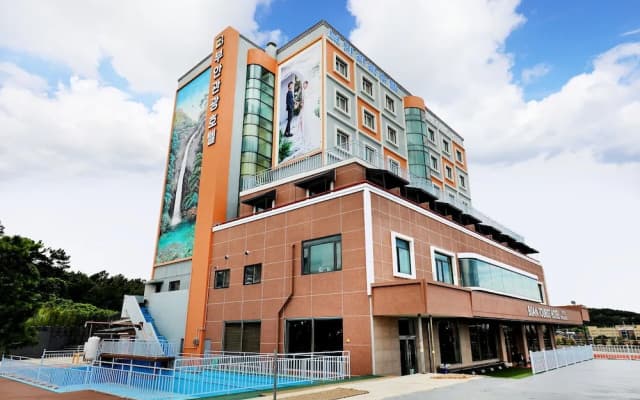 Buan Tourist Hotel