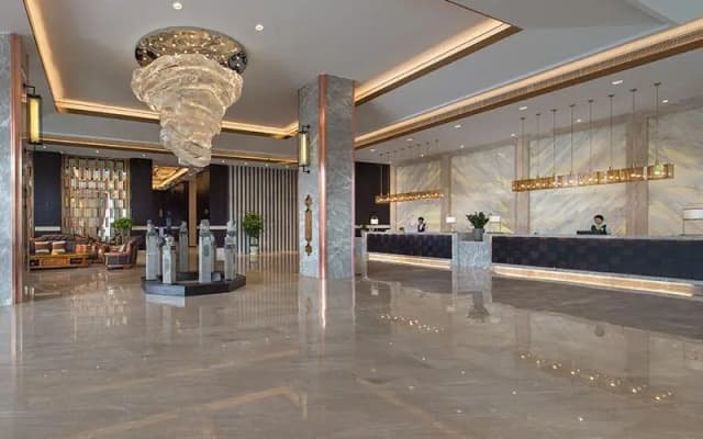 Vienna International Hotel Guangxi Guilin Diecai Wanda High-Speed Railway Station