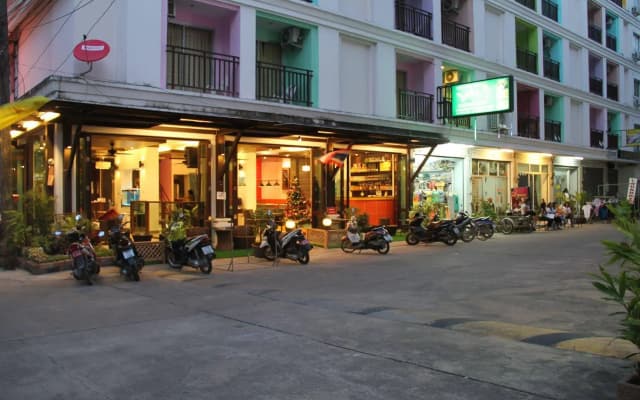Blue Skyline Hotel