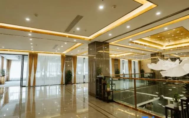 Rongchang Riel High-tech Hotel