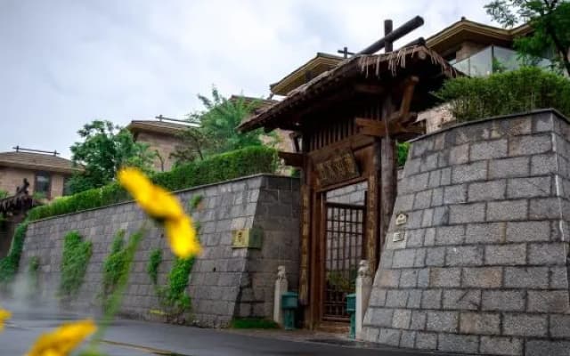 Qixin Xiaozhu Hostel