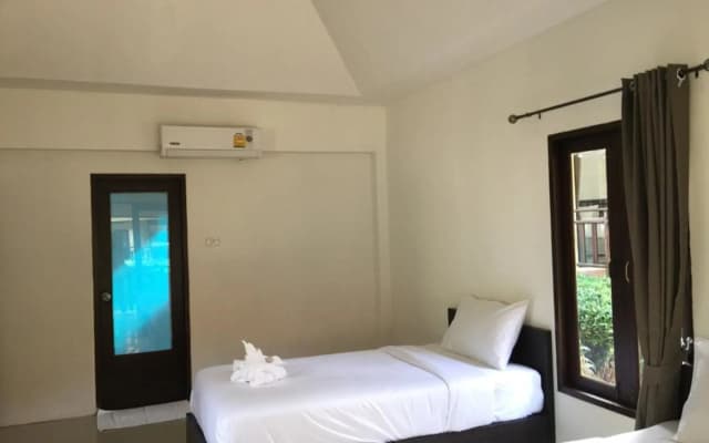 Aquavana Haad Rin Resort