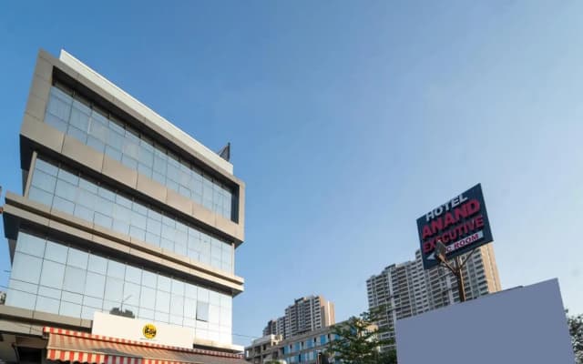 Itsy Hotels Anand Executive, Near Amanora