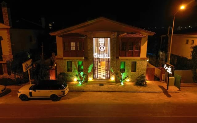 Şerefe Hotel Alaçatı