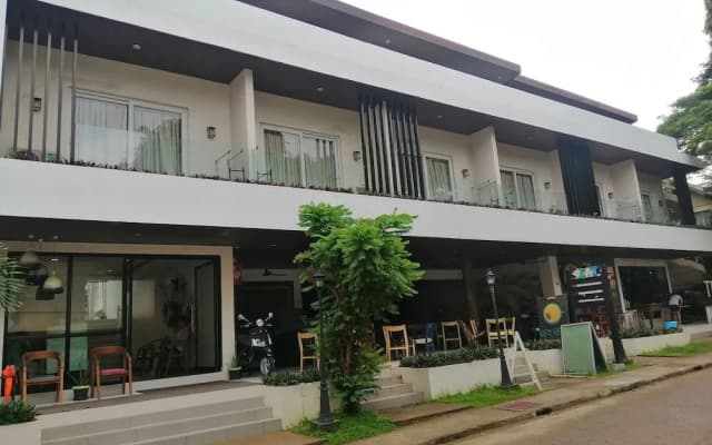Treetop Suites