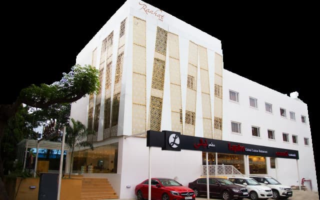 Raahat Inn