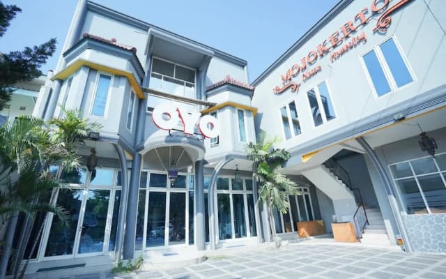 OYO 1239 Mojokerto Classic Residence