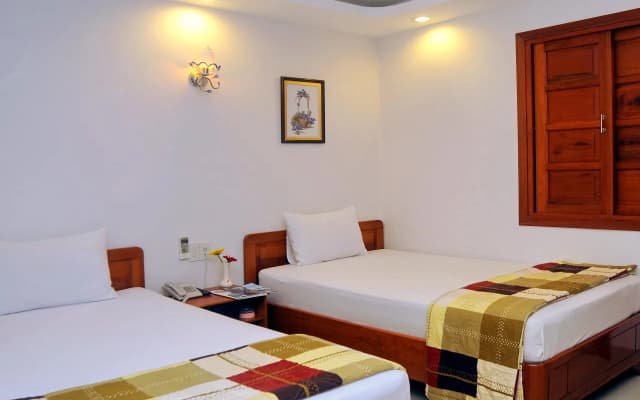 Nang Bien Hotel