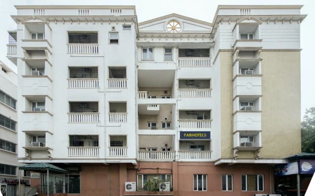 Blossoms Apart Hotel T Nagar