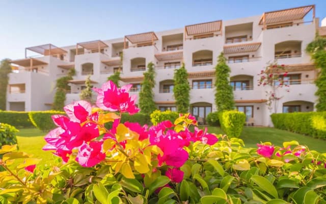 Fort Arabesque Resort, Spa & Villas