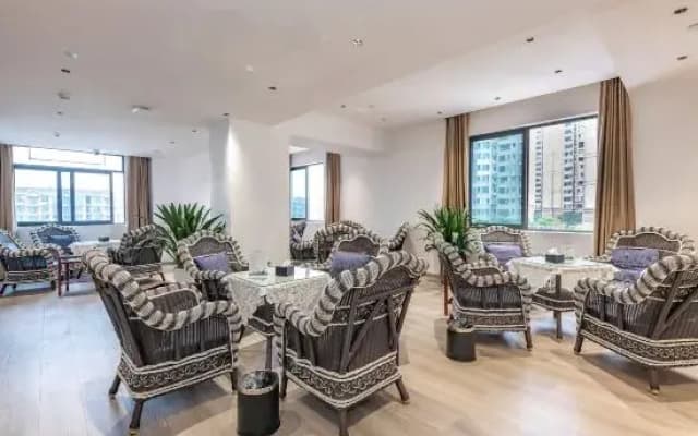 Rezen Select Hotel Guanghan Sanxingdui