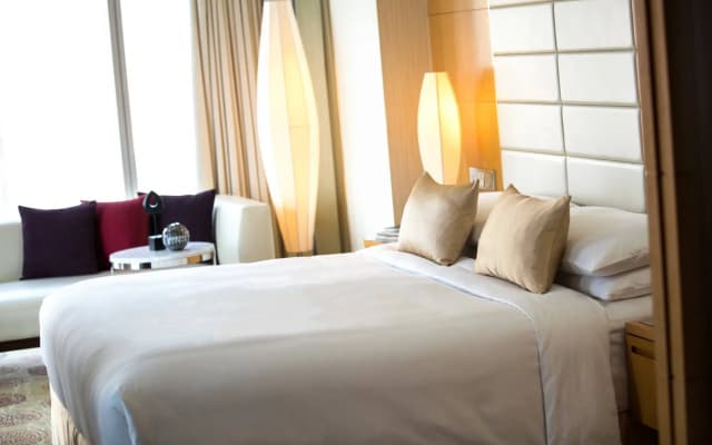 Renaissance Shanghai Putuo Hotel