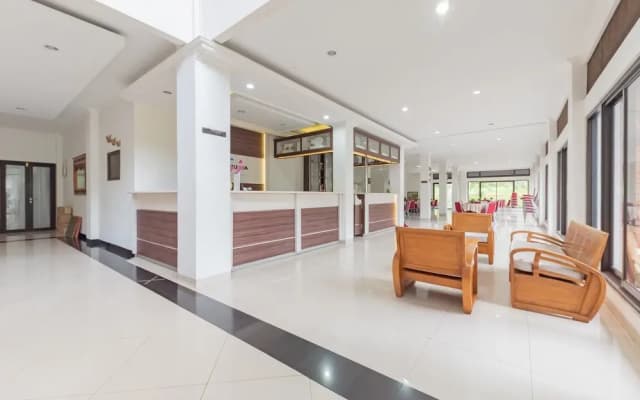 Urbanview Hotel Tridaya Cisarua Puncak