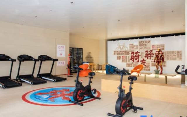 Hanbi Purple City Hotel (Jindong District Government Store, Dayanhe Street Subway Station, Jinhua)