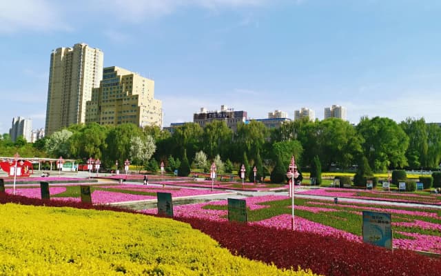 Ji Hotel Lanzhou West Railway Station North