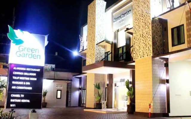 Green Garden Hotel