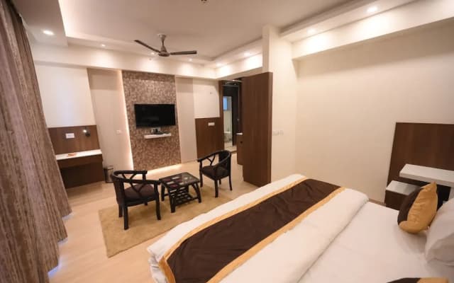Fairvacanze Inns & Suites Lucknow