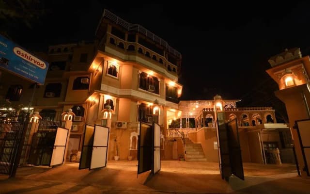 Hotel Empire Palace