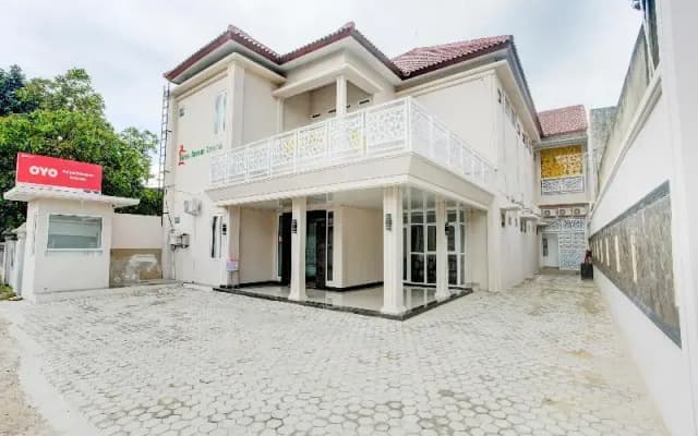 OYO 90281 Griya Bawean Syariah