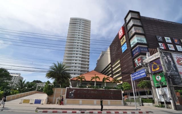 View Talay 6 Condominium by Honey