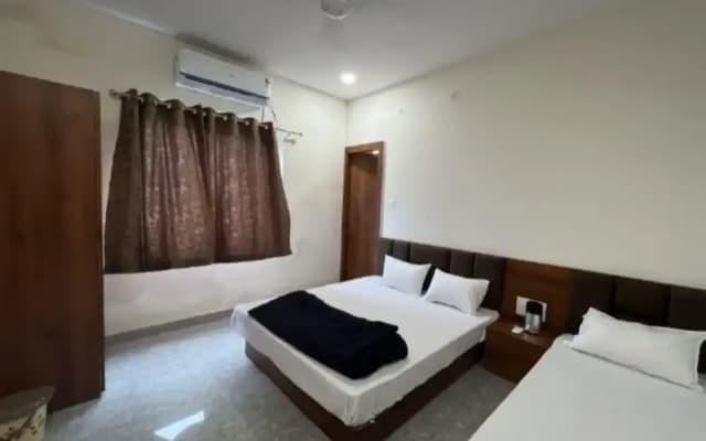 Goroomgo Garima Ujjain