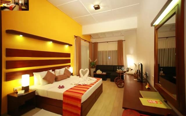 Avenra Beach Hotel