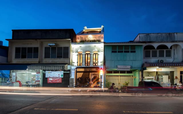 Xinlor House