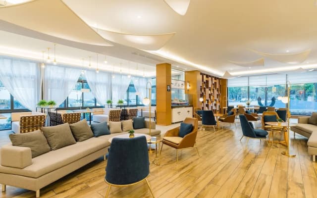 Atour Hotel Lutai Ave Gaoxin Zibo