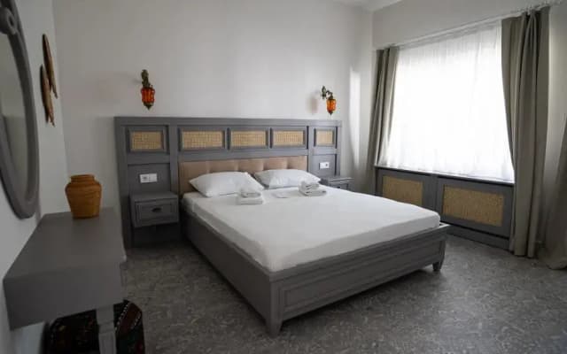 Ece Suites Apart