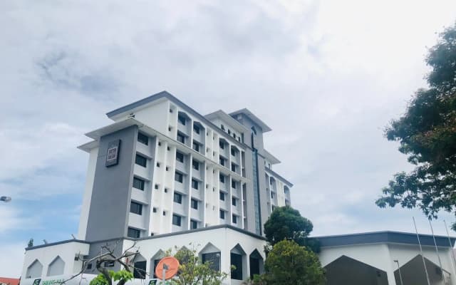 Raia Hotel Kota Kinabalu