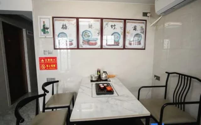 Meilan Zhuju Homestay (Chaozhou Ancient City Paifang Street)