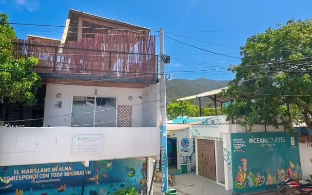 Ocean Lovers Taganga Dive Center& Hostel