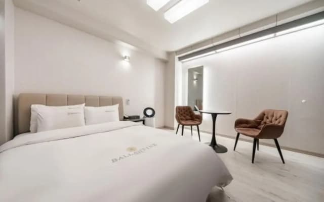 Gwangju Nongseongdong Hotel Ballantine